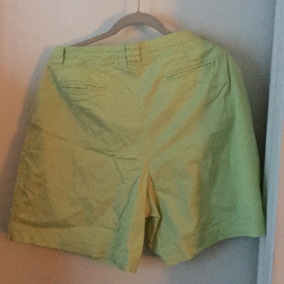 Dress Barn Shorts. Lime Green. Size 16W - Picture 4 of 5